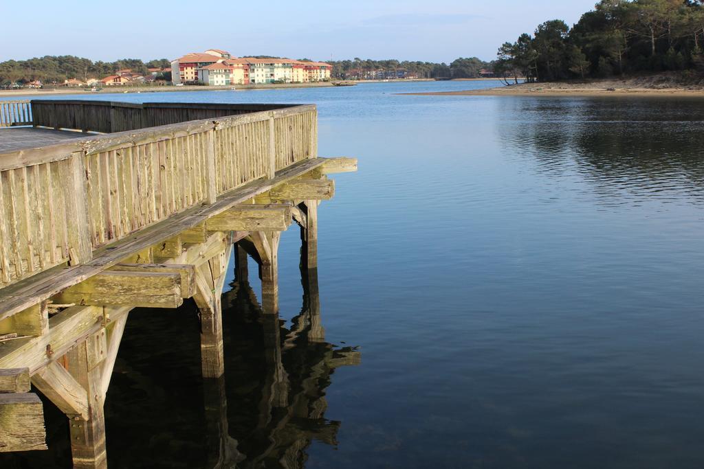 Appartements A Cote Lac Marin De Port D'Albret วิเยอซ์-บูโก-เลส์-แบ็งส์ ภายนอก รูปภาพ