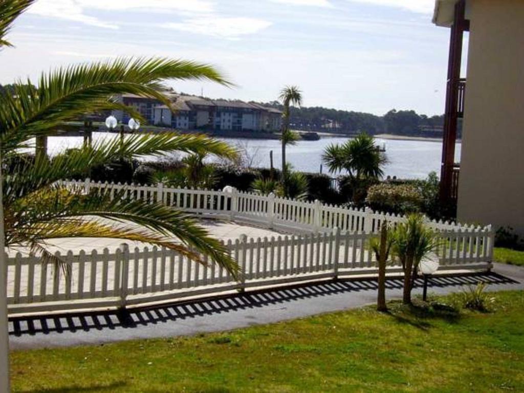 Appartements A Cote Lac Marin De Port D'Albret วิเยอซ์-บูโก-เลส์-แบ็งส์ ห้อง รูปภาพ